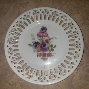 Vintage 1930s Victoria China Czechoslovakia Reticulated Dessert Plate